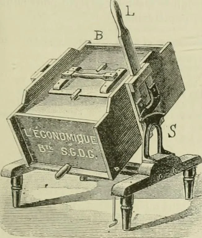 An illustration from Revue générale des mati`eres colorantes et des industries qui s'y rattachent, 1908, leaf 300