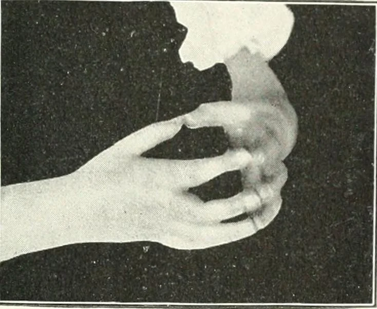 An illustration from Rhymes for little hands, 1906, leaf 84
