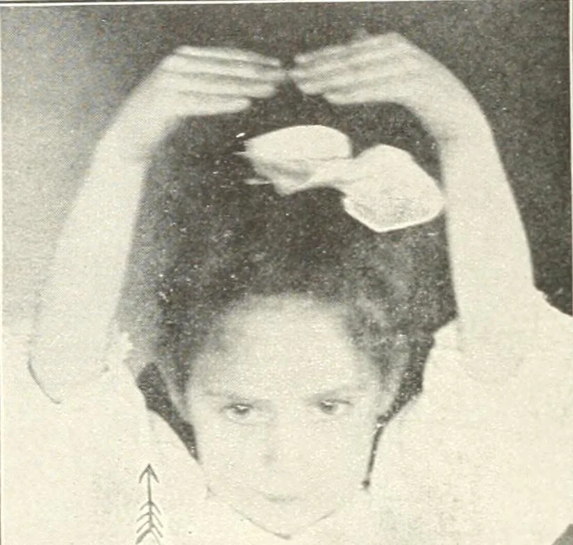 An illustration from Rhymes for little hands, 1906, leaf 93