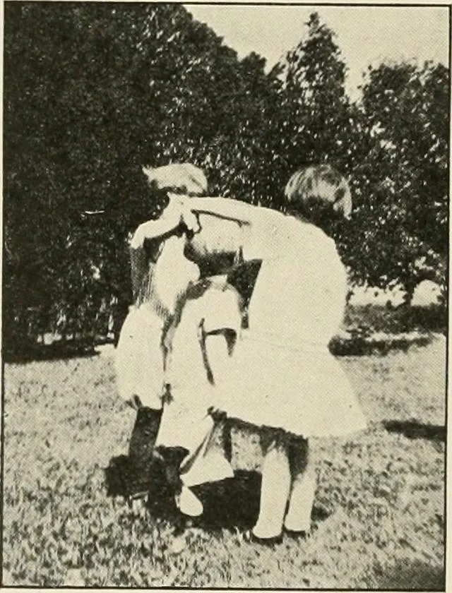 An illustration from Rhythmic action plays and dances; a book of original games and dances, arranged progressively, to Mother Goose and other action songs, with a teaching introductory; for the kindergarten, primary schools, playground and gymnasium, 1915, leaf 163