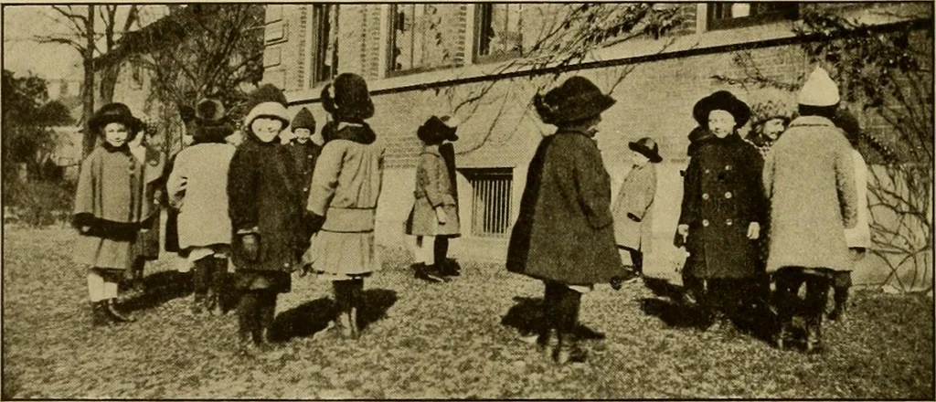 An illustration from Rhythmic action plays and dances; a book of original games and dances, arranged progressively, to Mother Goose and other action songs, with a teaching introductory; for the kindergarten, primary schools, playground and gymnasium, 1915, leaf 139