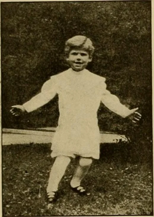 An illustration from Rhythmic action plays and dances; a book of original games and dances, arranged progressively, to Mother Goose and other action songs, with a teaching introductory; for the kindergarten, primary schools, playground and gymnasium, 1915, leaf 32