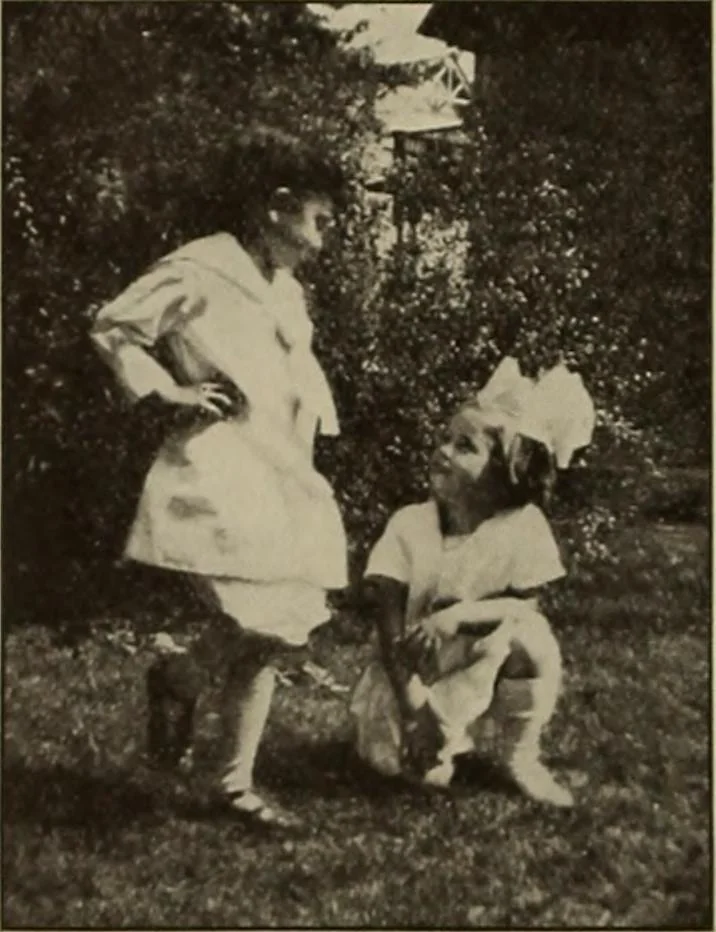 An illustration from Rhythmic action plays and dances; a book of original games and dances, arranged progressively, to Mother Goose and other action songs, with a teaching introductory; for the kindergarten, primary schools, playground and gymnasium, 1915, leaf 149
