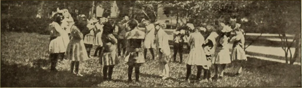 An illustration from Rhythmic action plays and dances; a book of original games and dances, arranged progressively, to Mother Goose and other action songs, with a teaching introductory; for the kindergarten, primary schools, playground and gymnasium, 1915, leaf 42
