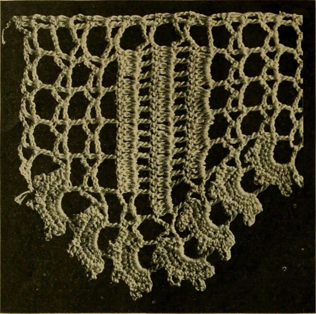 An illustration from Richardson's crocheted edgings and insertions, 1916, leaf 15