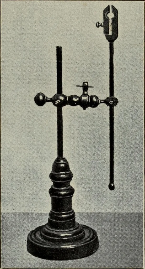 An illustration from Röntgentechniek : therapeutische beteekenis der "X" -stralen en der stoomen van hooge fréquentie, 1904, leaf 48