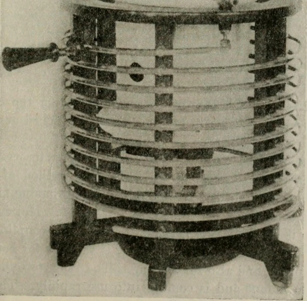 An illustration from Robison's Manual of radio telegraphy and telephony for the use of naval electricians, 1918, leaf 138