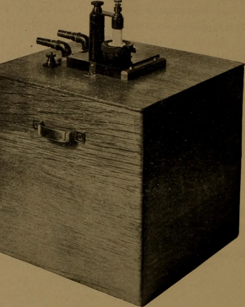An illustration from "Roentgen" induction coils and other X-ray apparatus, 1904, leaf 27