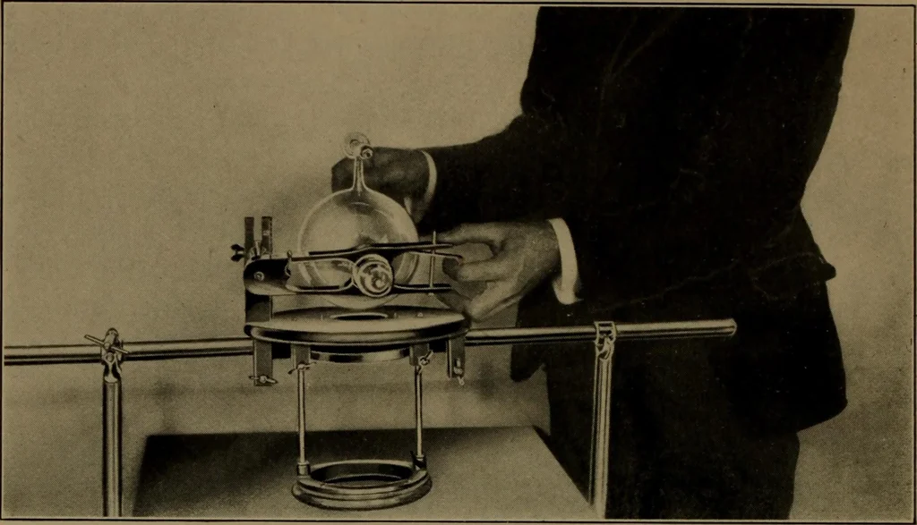 An illustration from Roentgen radiographic table and several other new things, 1906, leaf 11