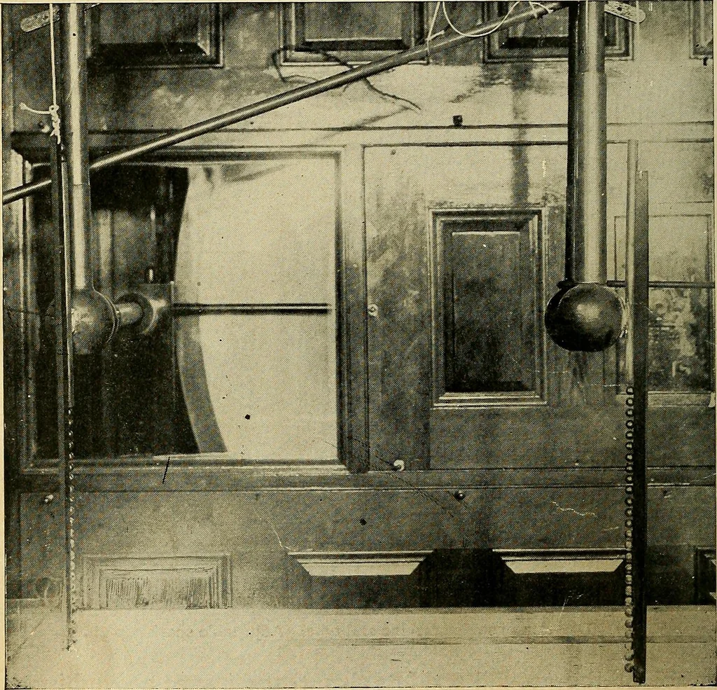 An illustration from The Roentgen rays in medicine and surgery as an aid in diagnosis and as a therapeutic agent : designed for the use of practitioners and students, 1901, leaf 47