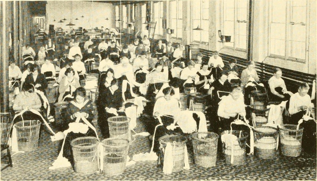 An illustration from The romance of lace, its historical background, its present manufacture, its varieties and uses, 1920, leaf 33