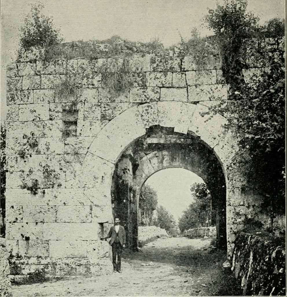 An illustration from Roman cities in Italy and Dalmatia, 1910, leaf 289