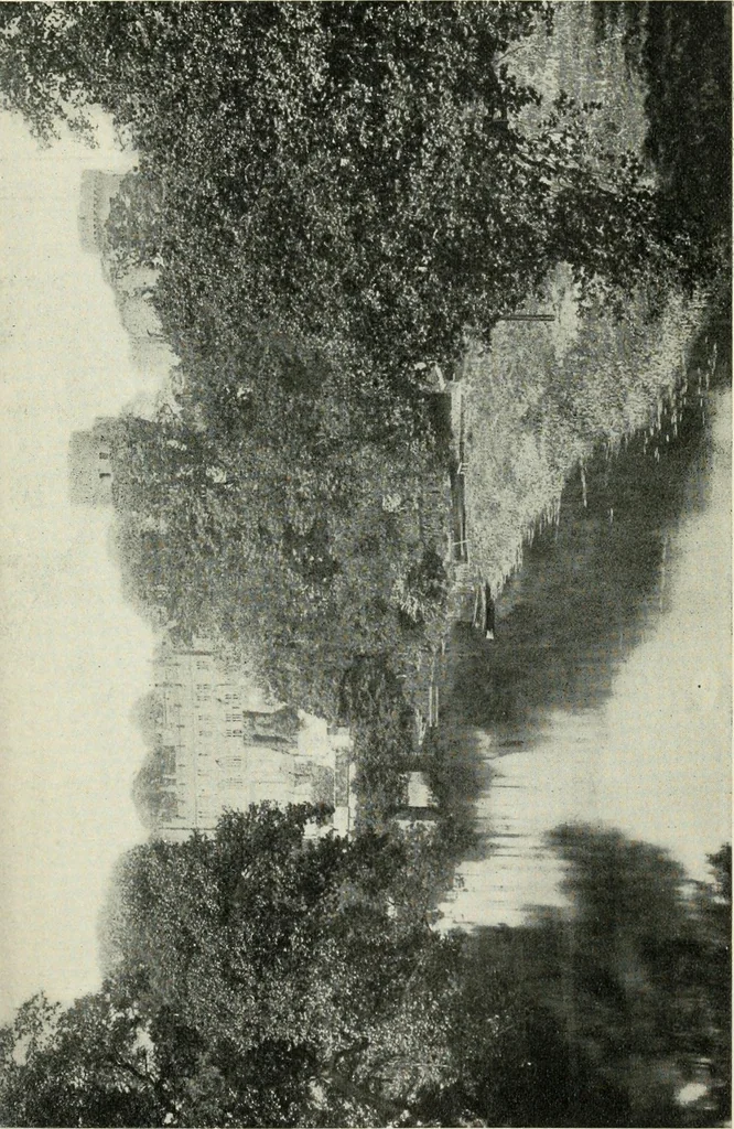 An illustration from Romantic castles and palaces, as seen and described by famous writers;, 1901, leaf 100