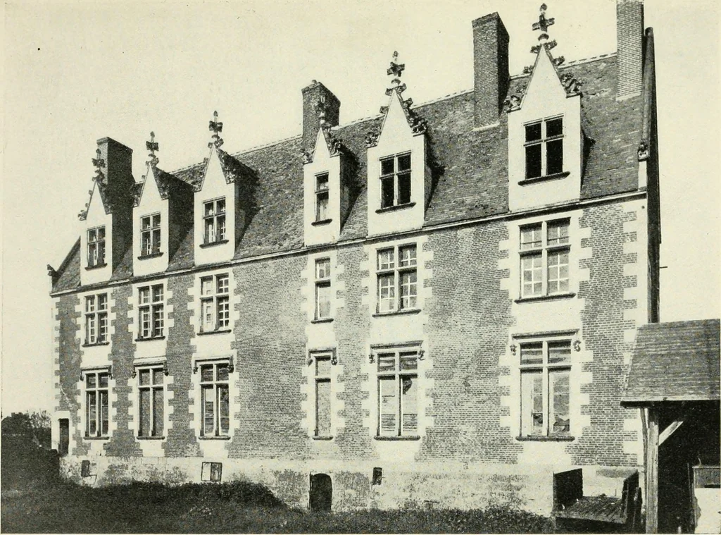 An illustration from Romantic castles and palaces, as seen and described by famous writers;, 1901, leaf 346