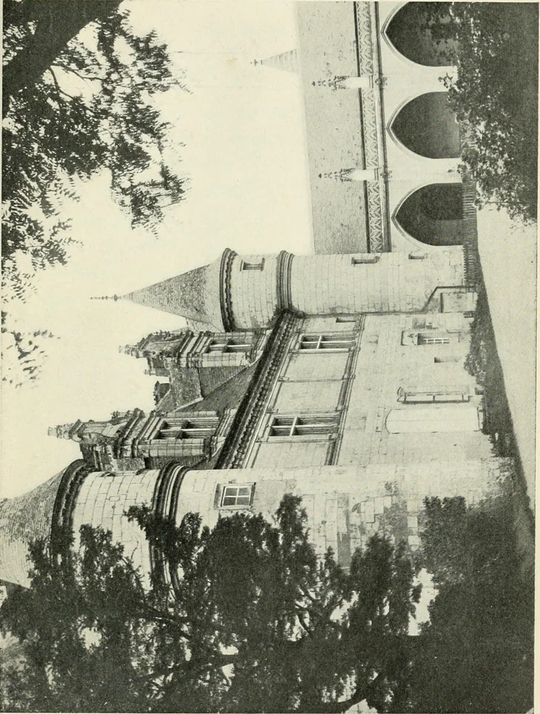 An illustration from Romantic castles and palaces, as seen and described by famous writers;, 1901, leaf 468
