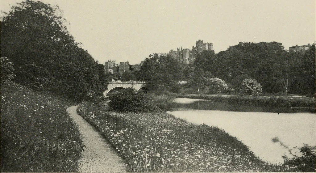 An illustration from Romantic castles and palaces, as seen and described by famous writers;, 1901, leaf 310