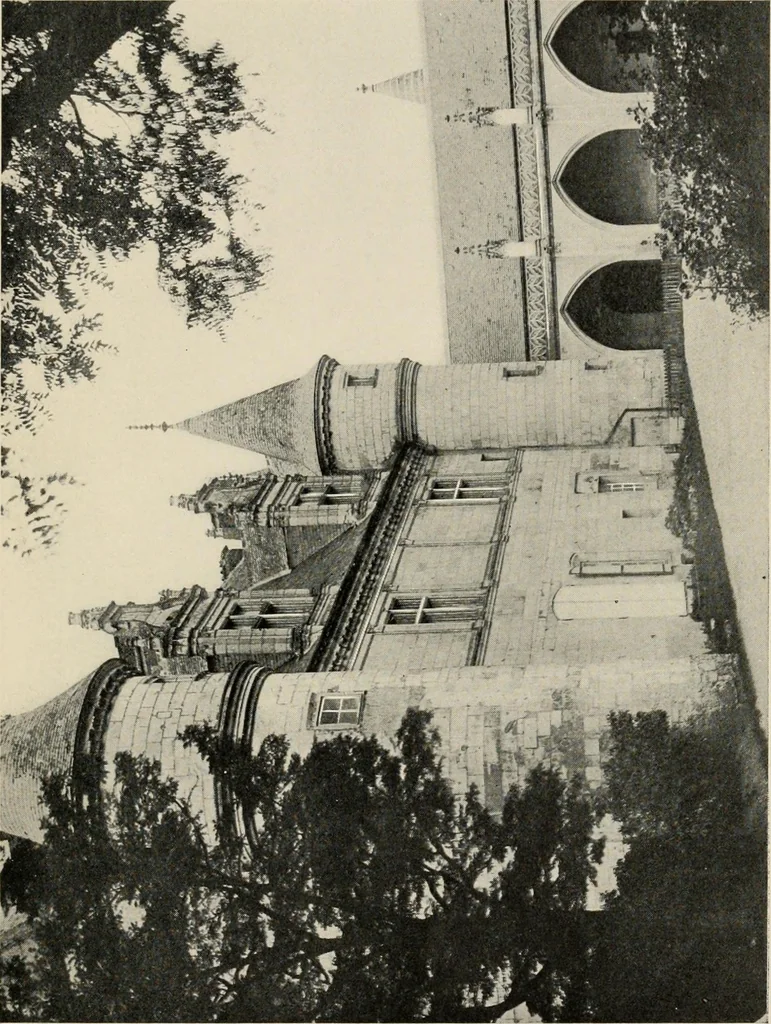 An illustration from Romantic castles and palaces, as seen and described by famous writers;, 1901, leaf 476