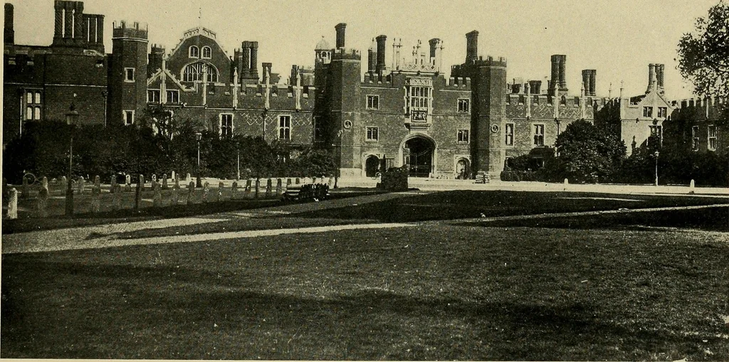 An illustration from Romantic castles and palaces, 1901, leaf 366