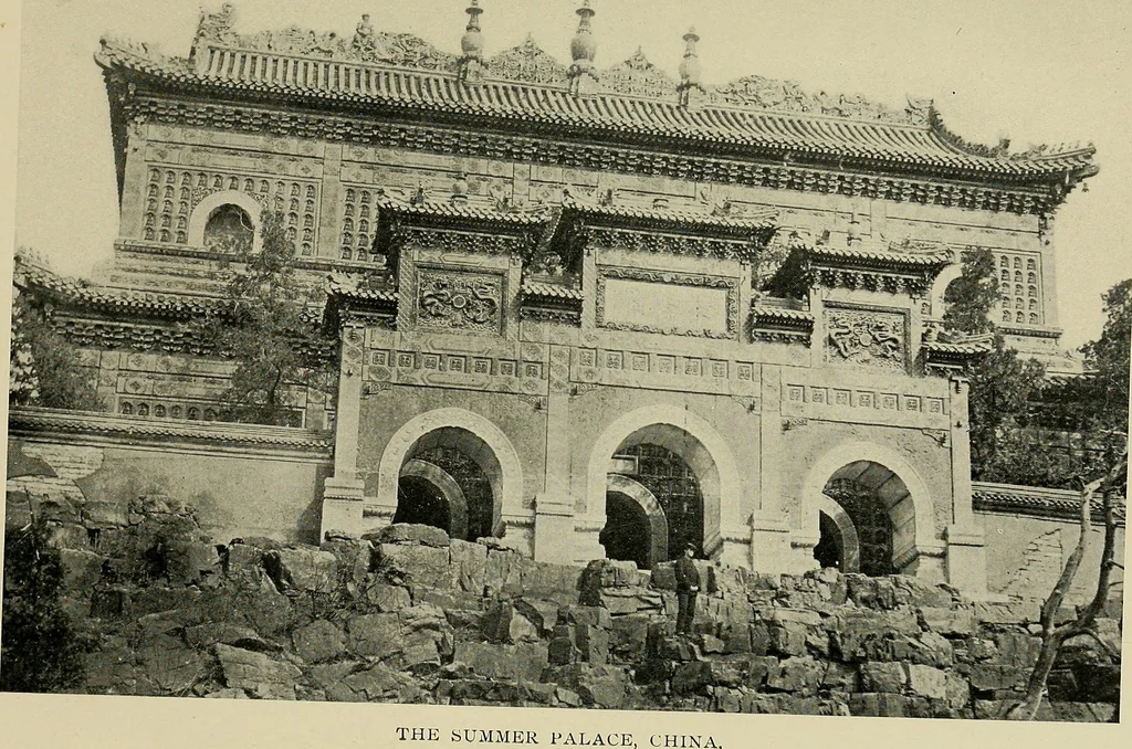 An illustration from Romantic castles and palaces, 1901, leaf 434