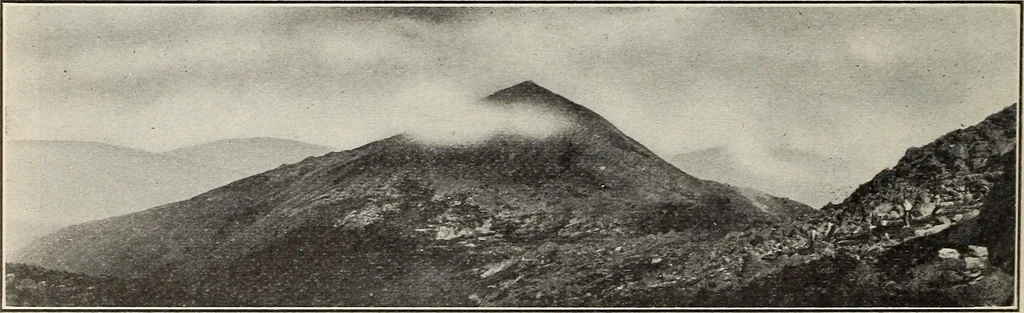 An illustration from Rosicrucian fundamentals : an exposition of the Rosicrucian synthesis of religion, science and philosophy, in fourteen complete instructions, 1920, leaf 245