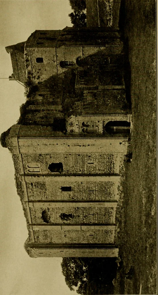 An illustration from Royal castles of England; comprising an account of those ancient fortresses which from the days of William the Conqueror either were the homes of English sovereigns or have been intimately associated with the history and romance of their lives, 1913, leaf 254