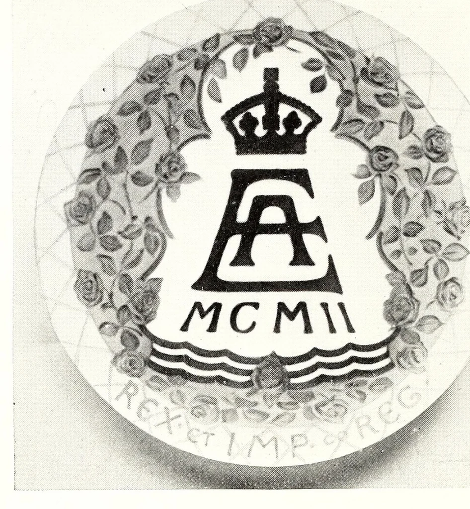 An illustration from Royal Copenhagen porcelain; its history and development from the eighteenth century to the present day, 1911, leaf 382