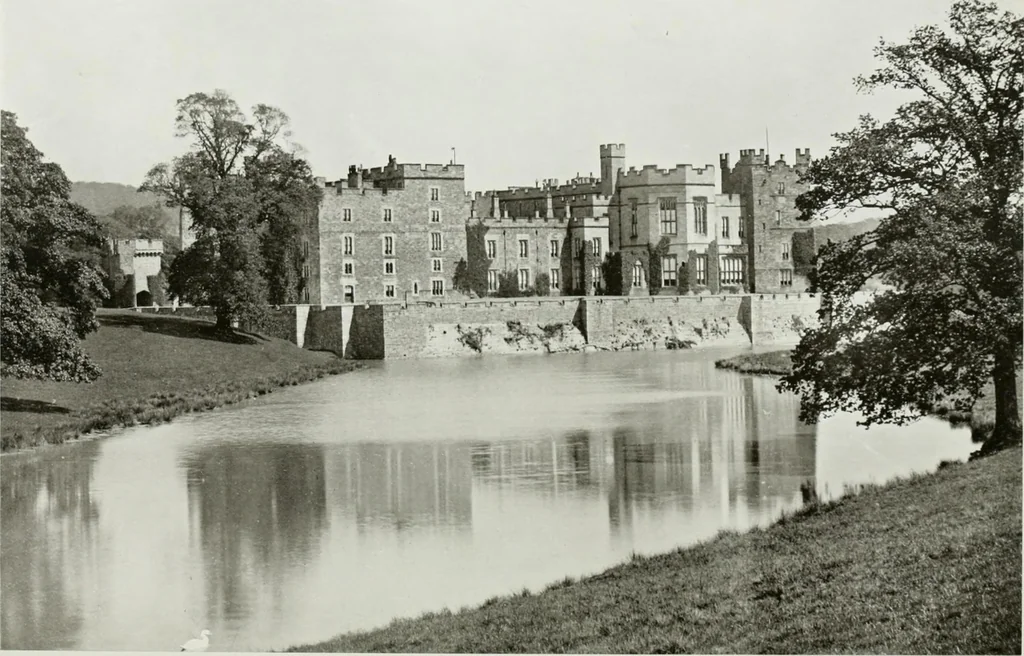 An illustration from The royal palaces, historic castles and stately homes of Great Britain;, 1913, leaf 107