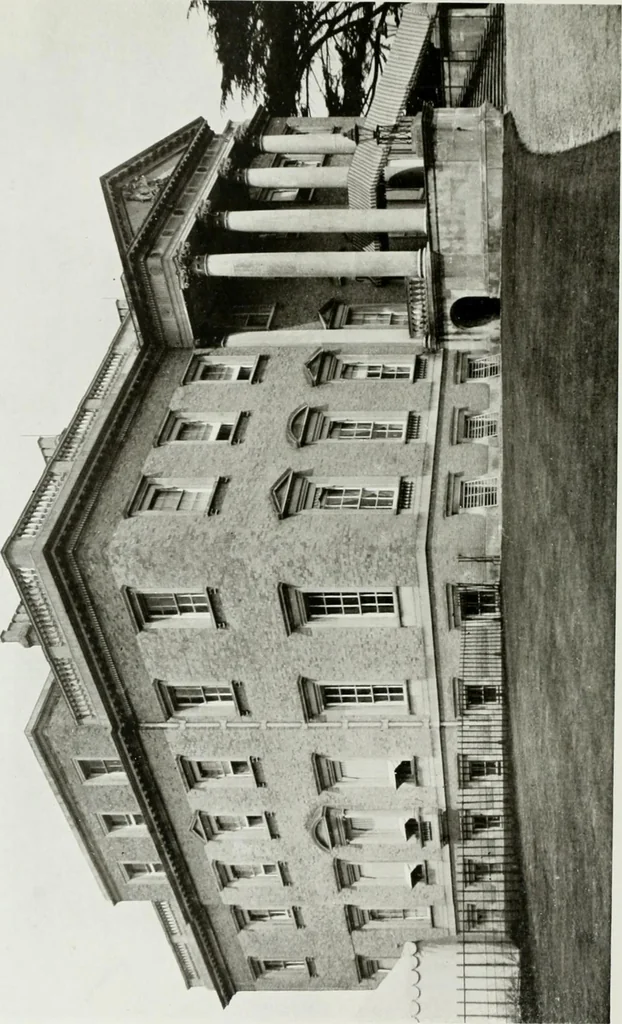 An illustration from The royal palaces, historic castles and stately homes of Great Britain;, 1913, leaf 61