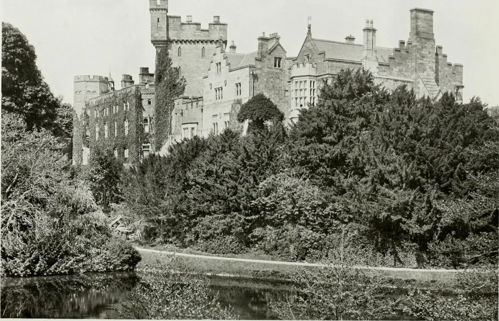 An illustration from The royal palaces, historic castles and stately homes of Great Britain;, 1913, leaf 77