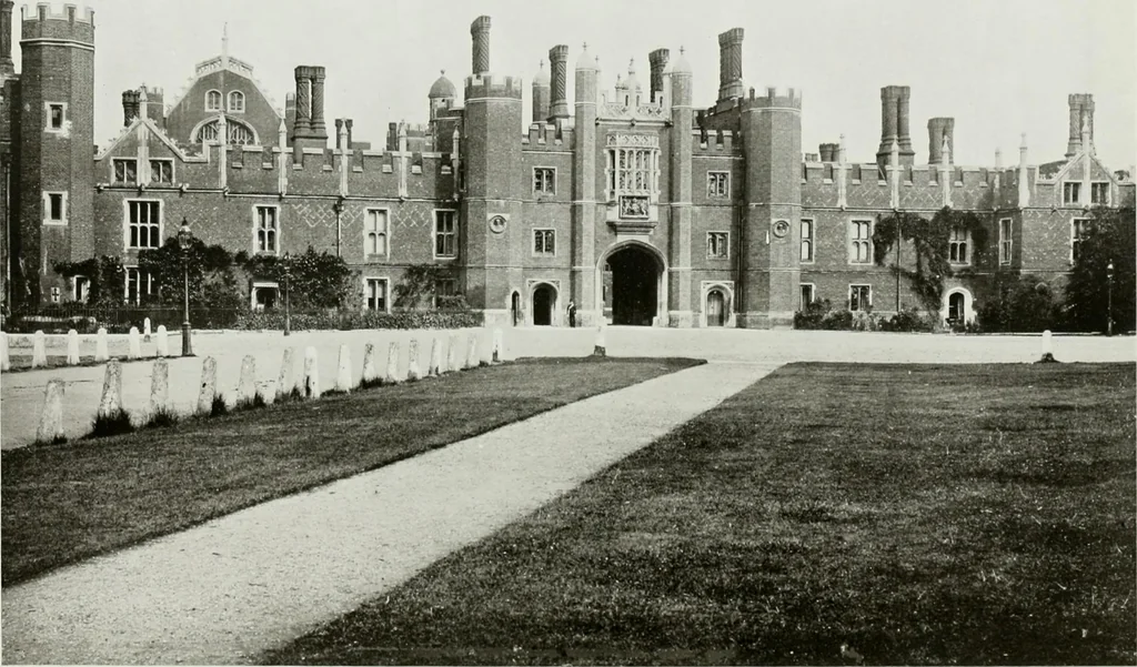 An illustration from The royal palaces, historic castles and stately homes of Great Britain;, 1913, leaf 81