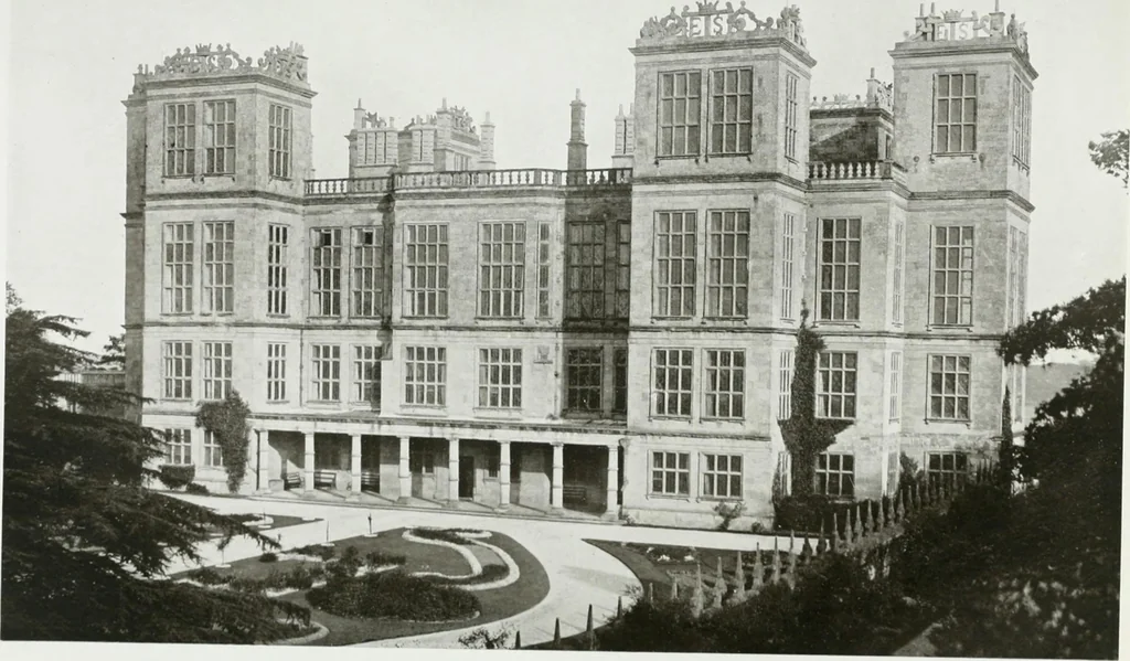 An illustration from The royal palaces, historic castles and stately homes of Great Britain;, 1913, leaf 82
