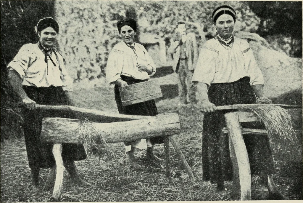 An illustration from Russian festivals and costumes for pageant and dance, 1921, leaf 104