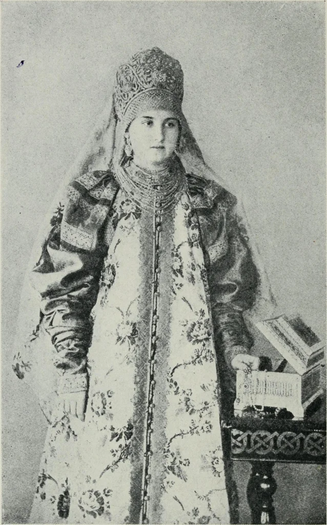 An illustration from Russian festivals and costumes for pageant and dance, 1921, leaf 65