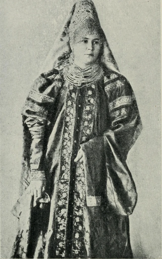 An illustration from Russian festivals and costumes for pageant and dance, 1921, leaf 73