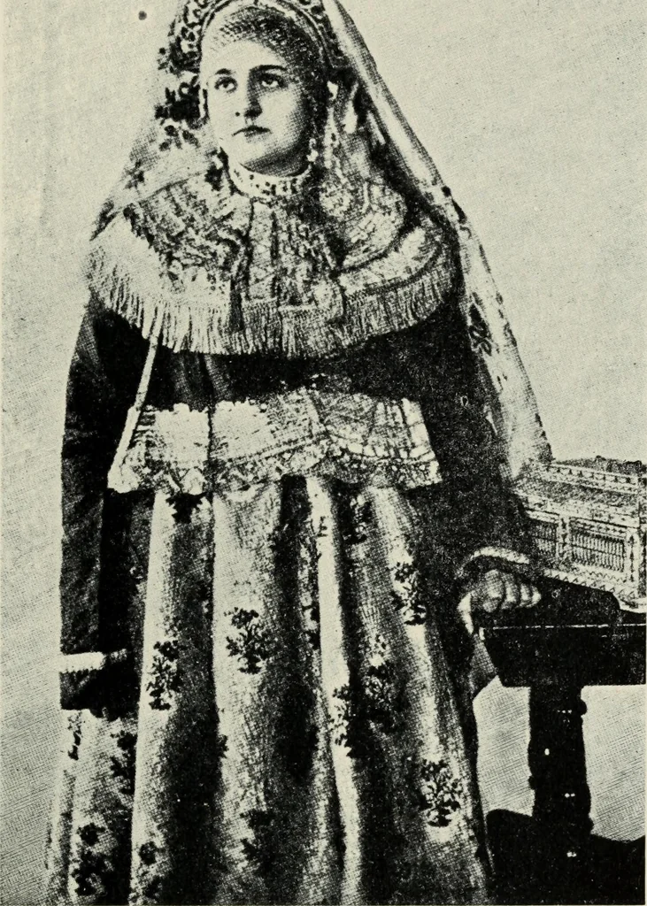 An illustration from Russian festivals and costumes for pageant and dance, 1921, leaf 76