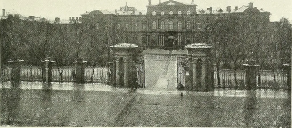 An illustration from Saint-Pétersbourg, 1913, leaf 32