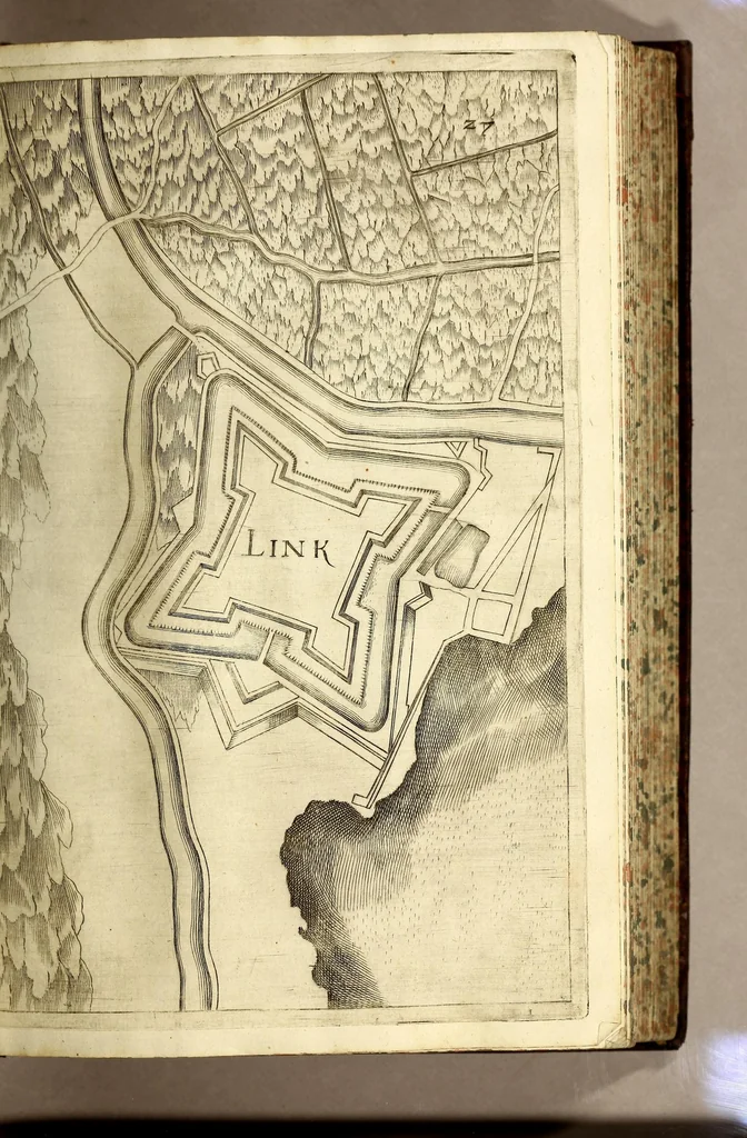 An illustration from Schau-Platz dess Niederlandes oder: Es sey die Beschreibung der siebenzehen Provincien desselben, : mit beygefügten Grundrissen der Städt und vornehmen Vestungen, von wem sie de facto besessen, wie, auff was Weiss, vnd zu welcher Zeit sie erworben Worden., 1673, leaf 279