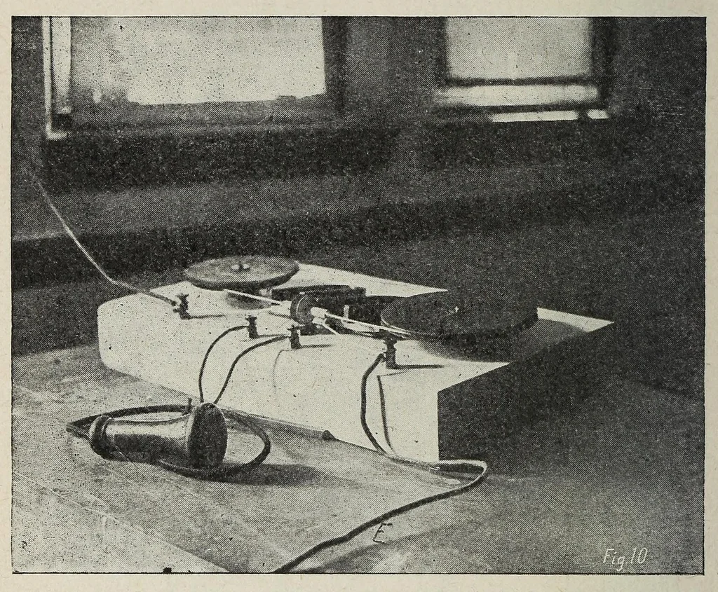 An illustration from The science of railways, 1904, leaf 200