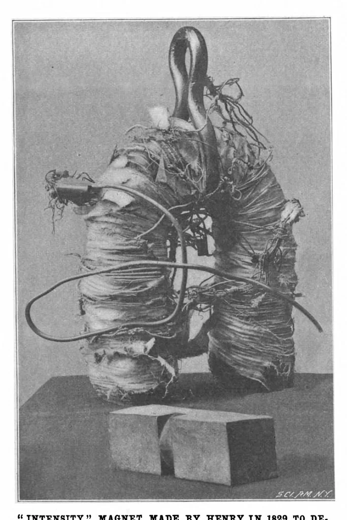 An illustration from Scientific American, Vol. 81, No. 26 (December 1899), 1899, leaf 9