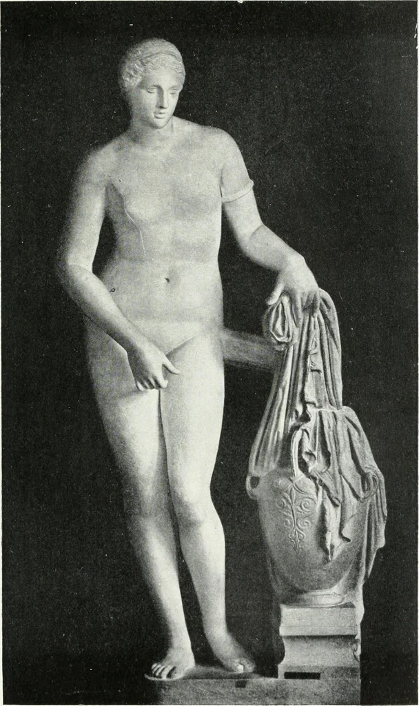 An illustration from Scopas et Praxitèle : la sculpture grecque au IVe siècle jusqu'au temps d'Alexandre, 1907, leaf 130