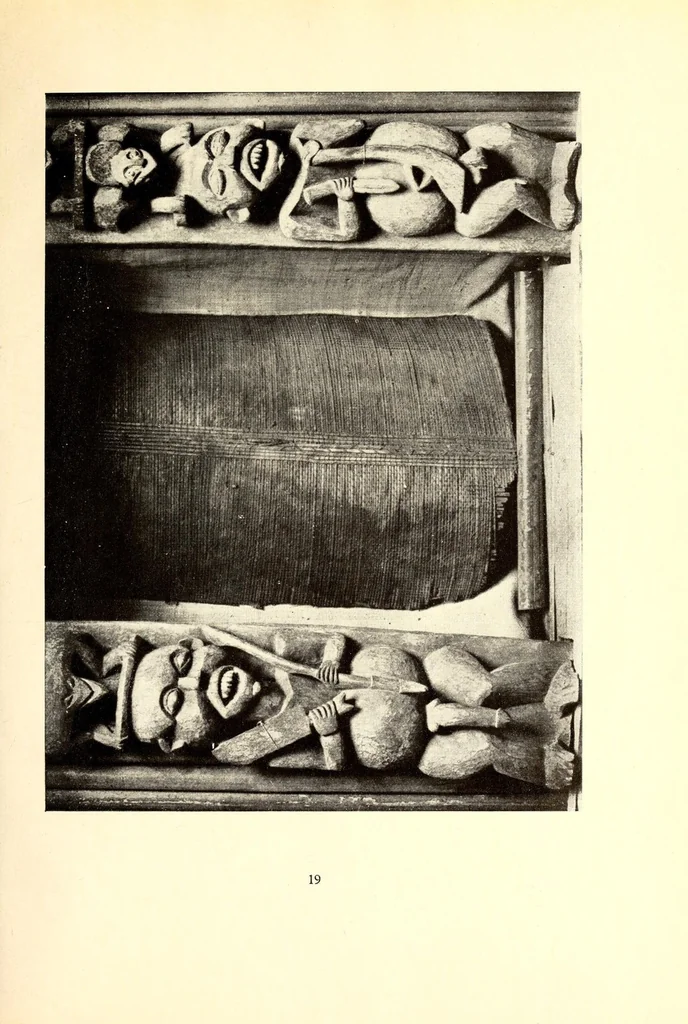 An illustration from Scultura africana : con uno studio critico, 1900, leaf 55