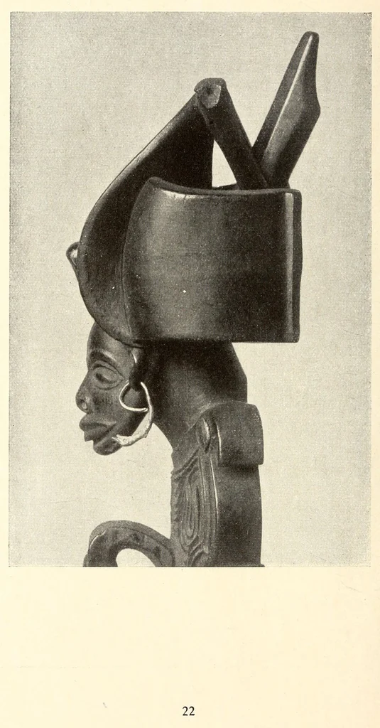 An illustration from Scultura africana : con uno studio critico, 1900, leaf 58