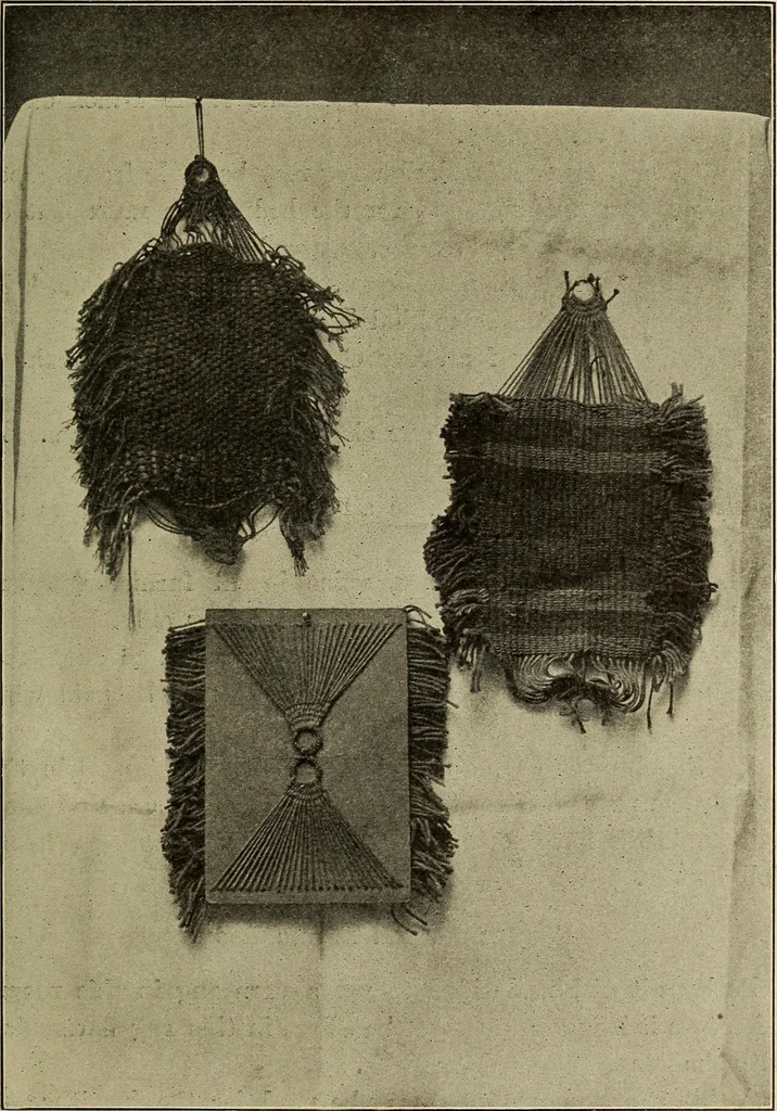 An illustration from Seat work and industrial occupations; a practical course for primary grades, 1905, leaf 110