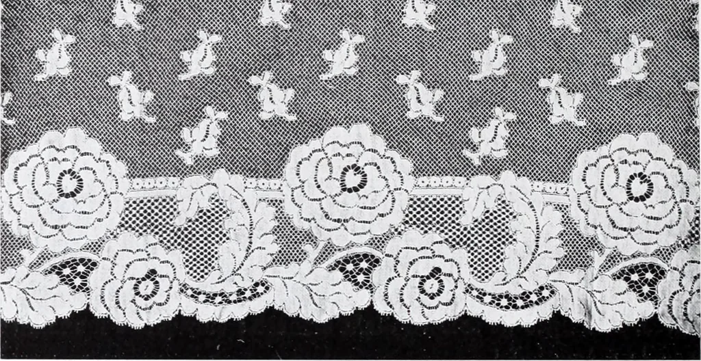 An illustration from Section française (class 84); dentelles, broderies, passementeries et dessins, 1908, leaf 107