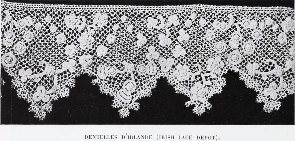An illustration from Section française (class 84); dentelles, broderies, passementeries et dessins, 1908, leaf 161