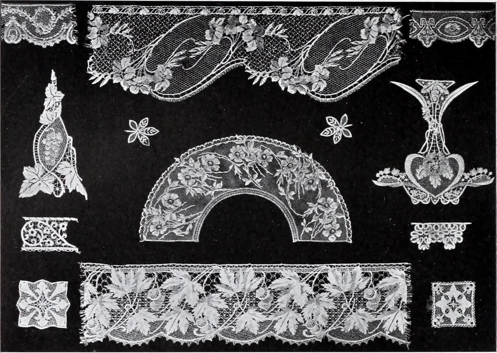 An illustration from Section française (class 84); dentelles, broderies, passementeries et dessins, 1908, leaf 39