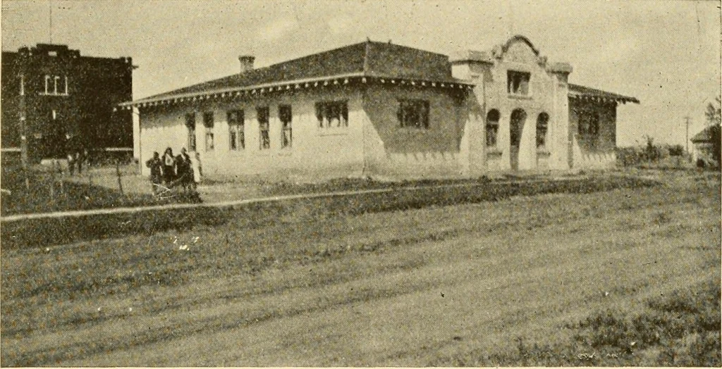 An illustration from Sedgwick County, Kansas; a church and community survey, 1922, leaf 40