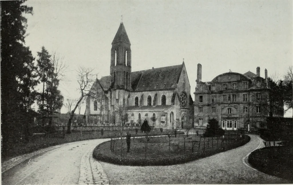 An illustration from Senlis, 1922, leaf 108