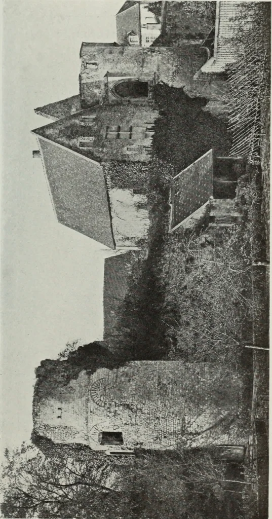 An illustration from Senlis, 1922, leaf 128