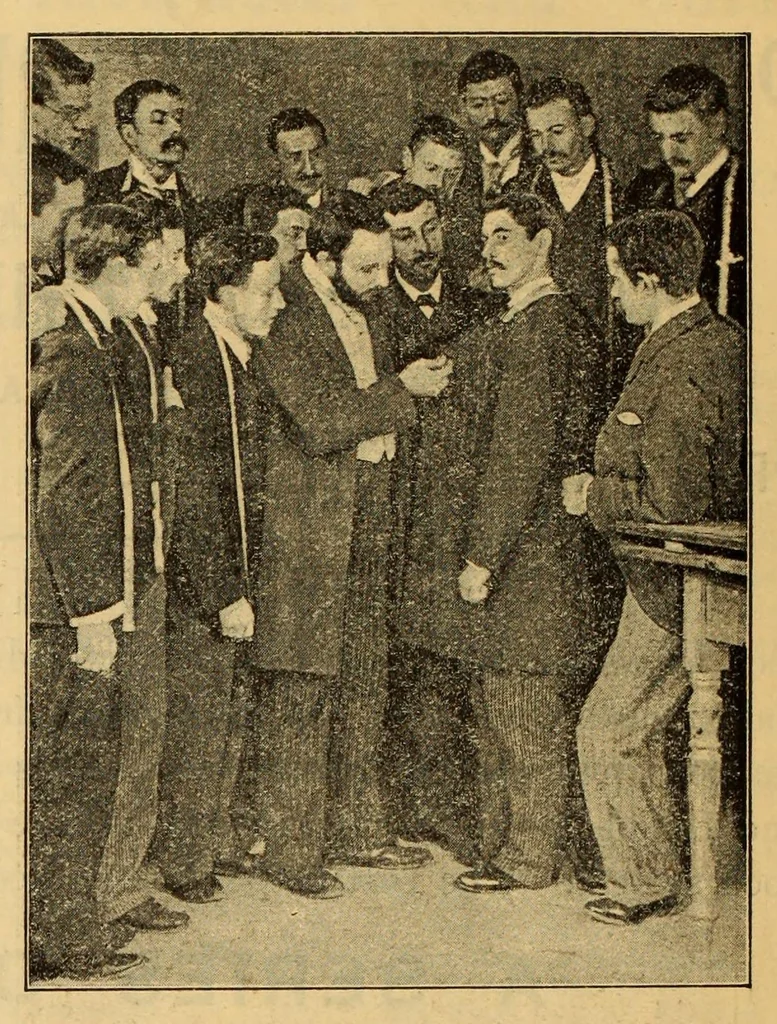 An illustration from A series of tables and diagrams illustrating economy in cutting, being economical methods for cutting out garments, 1894, leaf 86